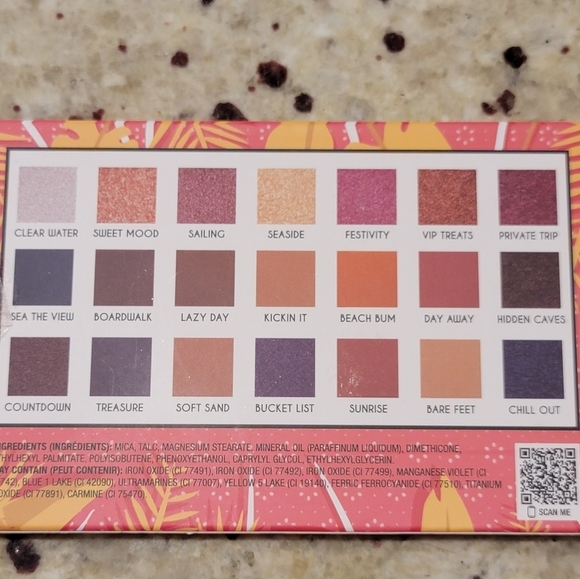 Secret Paradise Eyeshadow Palette NEW - Picture 4 of 6